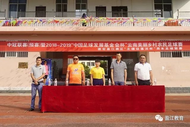 两架俄罗斯Su-35S战斗机在库尔斯克空域相撞，导致一死一伤
